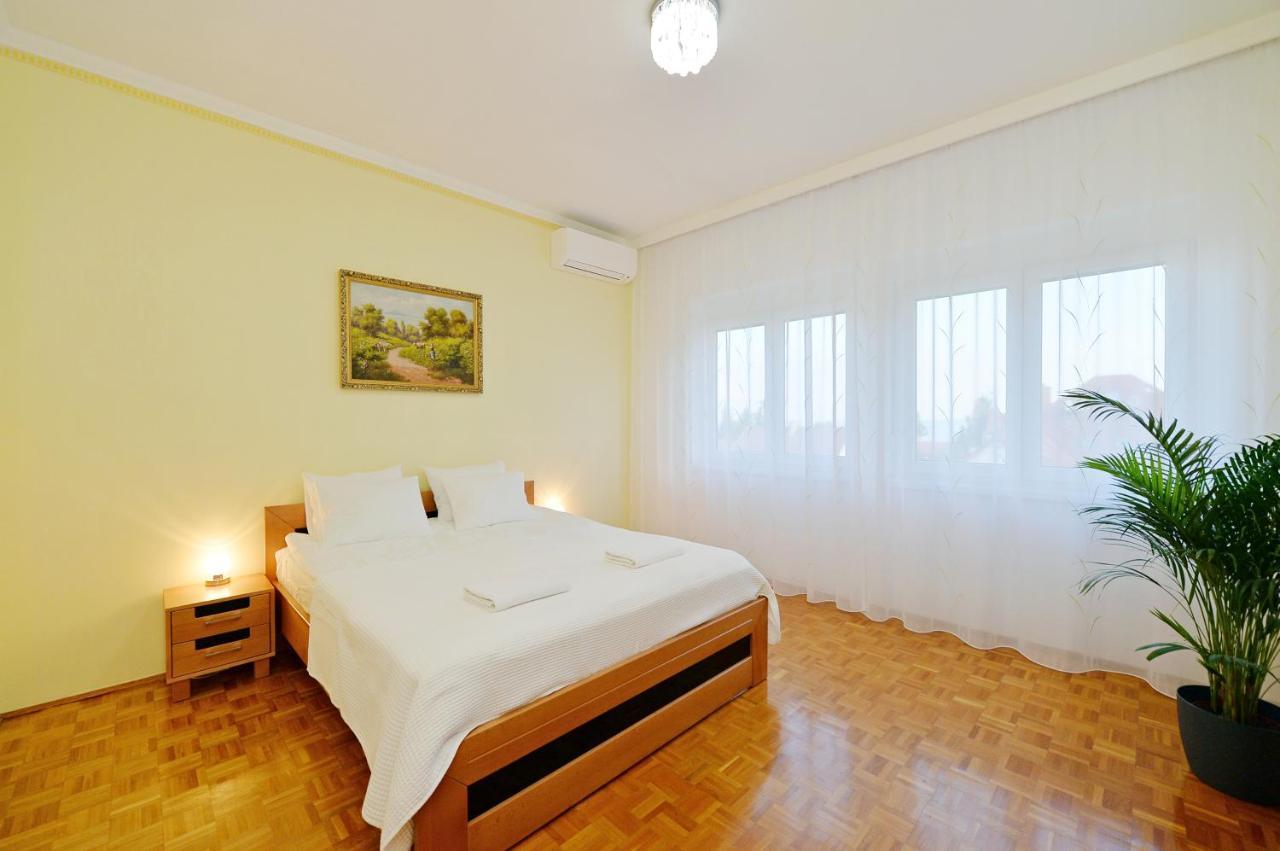 Blackbird Apartment Balatonfured Exterior photo